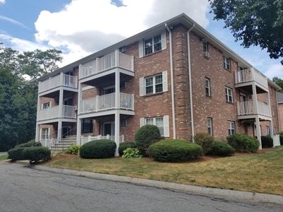 7 Karen Cir APT 7, Billerica, MA, 01821