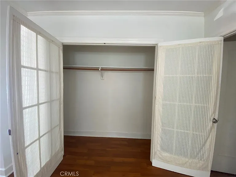 1817 Roosevelt Ave — Photo 14