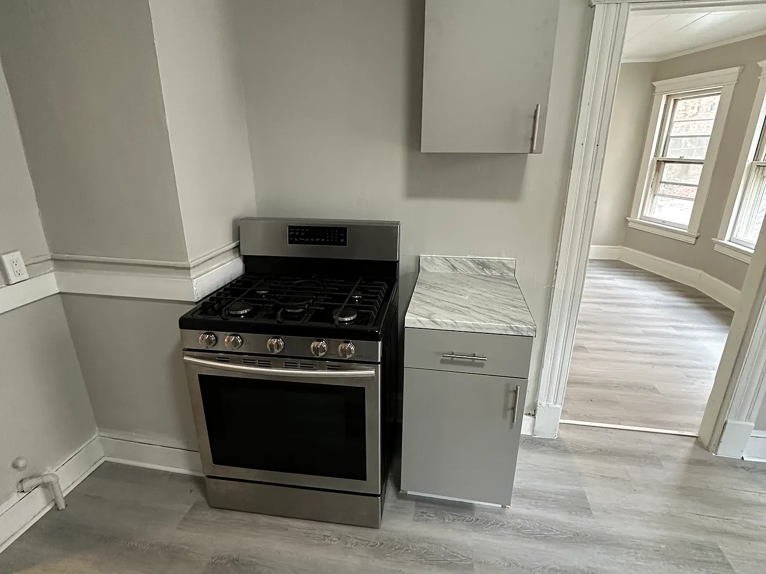 191 Buckingham St — Photo 3