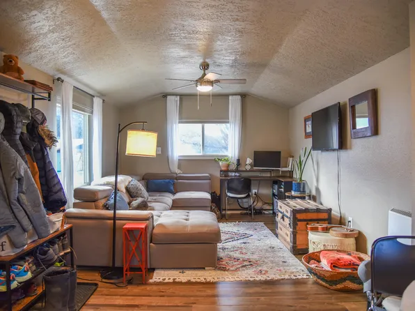 2305 State Highway 522 #B, Questa, NM 87556