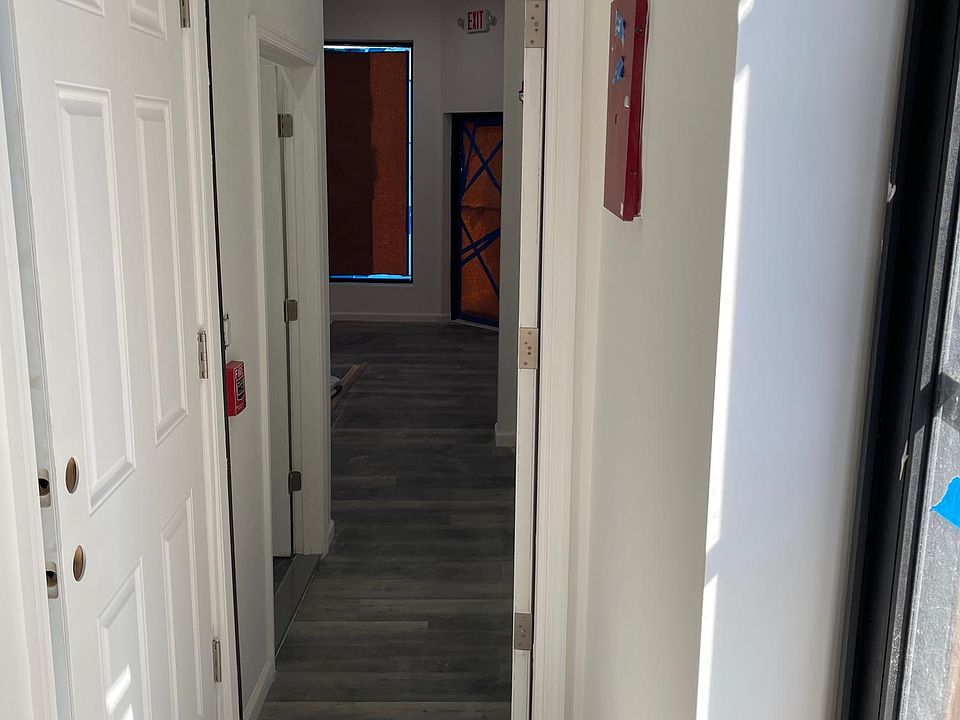1st image of 2814 Master St Front 1