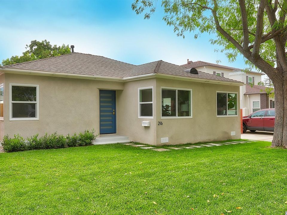 1st image of 216 S Beachwood Dr