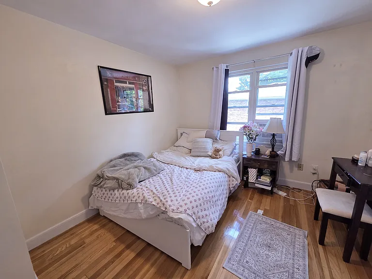 12-14 Louise Rd — Photo 13