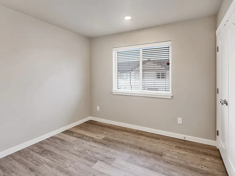 1837 Eastgate Loop — Photo 14