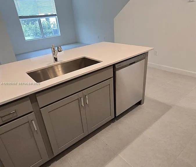 4329 Pond Lily Ln — Photo 3