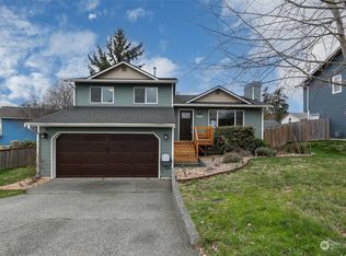 911 SW Quinault St, Oak Harbor, WA