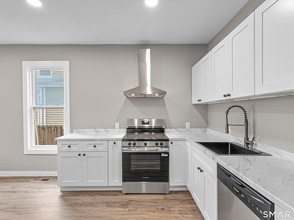 5th image of 149 Shelton Street