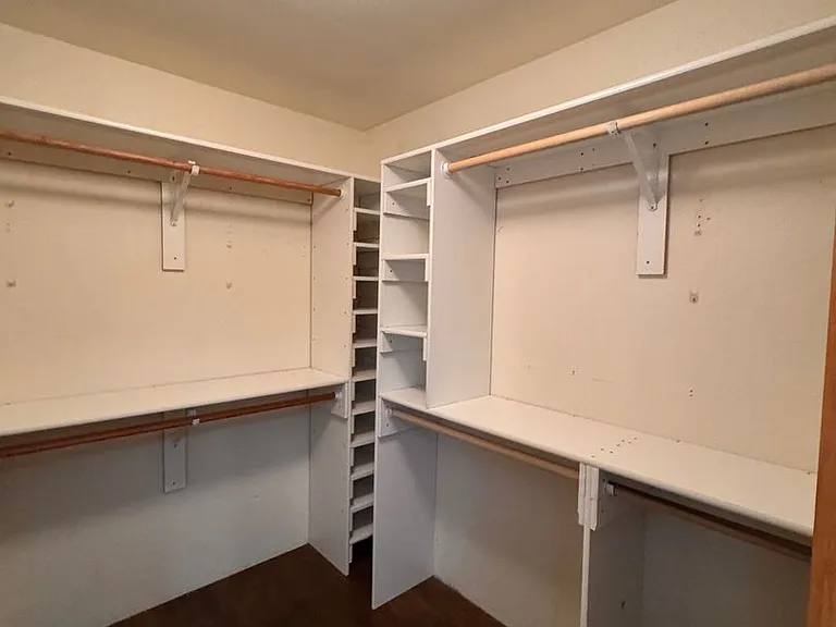 1327 NW Vallejo Dr — Photo 10