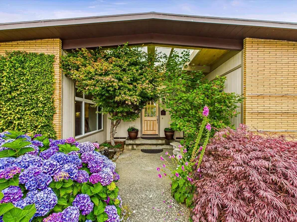 2271 Grace Ave, McKinleyville, CA 95519
