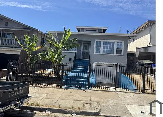 2157 50th Ave