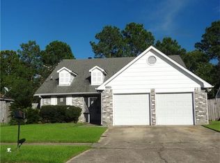 2044 Lafitte Dr, La Place, LA 70068