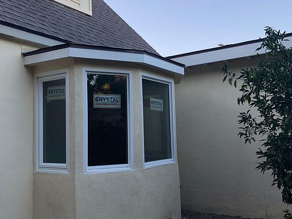 5th image of 4108 York Blvd