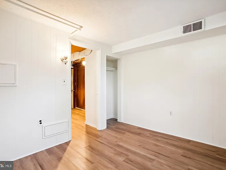 2405 Phillips Dr — Photo 21