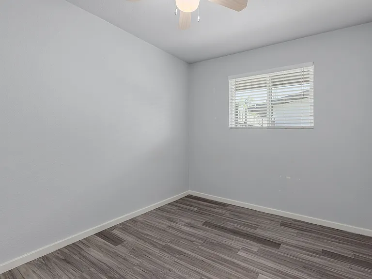 1218-1238 W 4th St — Photo 12