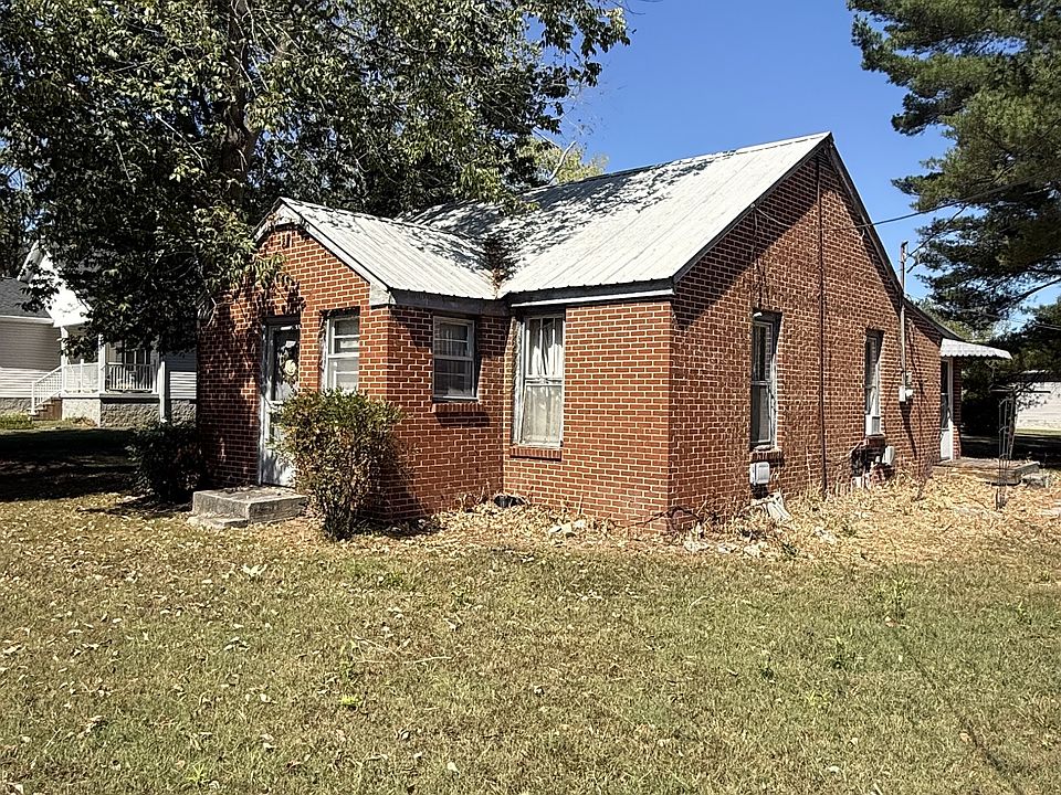1st image of 180 Old Post Rd