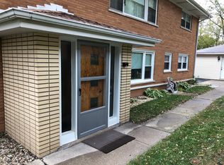 944 Elder Rd #1, Homewood, IL 60430