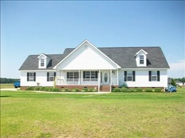 114 Ralphs Dr, Pikeville, NC 27863