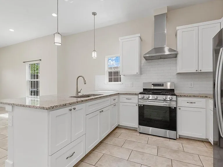 2202 Lynnfield St #A — Photo 7