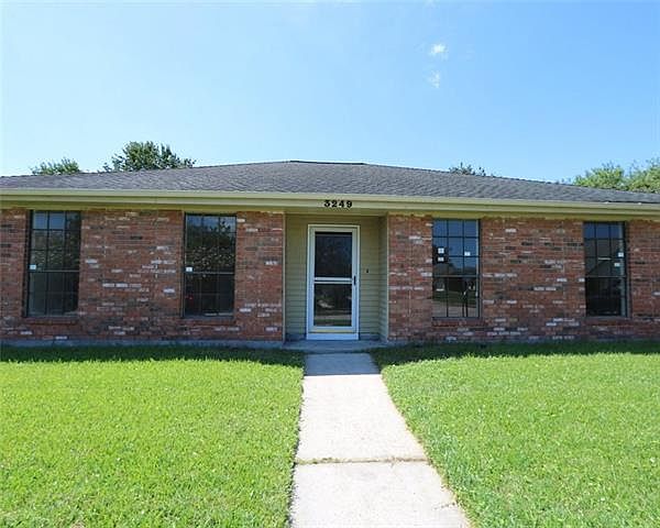 1st image of 3249 Grandlake Blvd