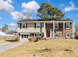 3800 Turtle Cove Ct, Virginia Beach, VA 23452