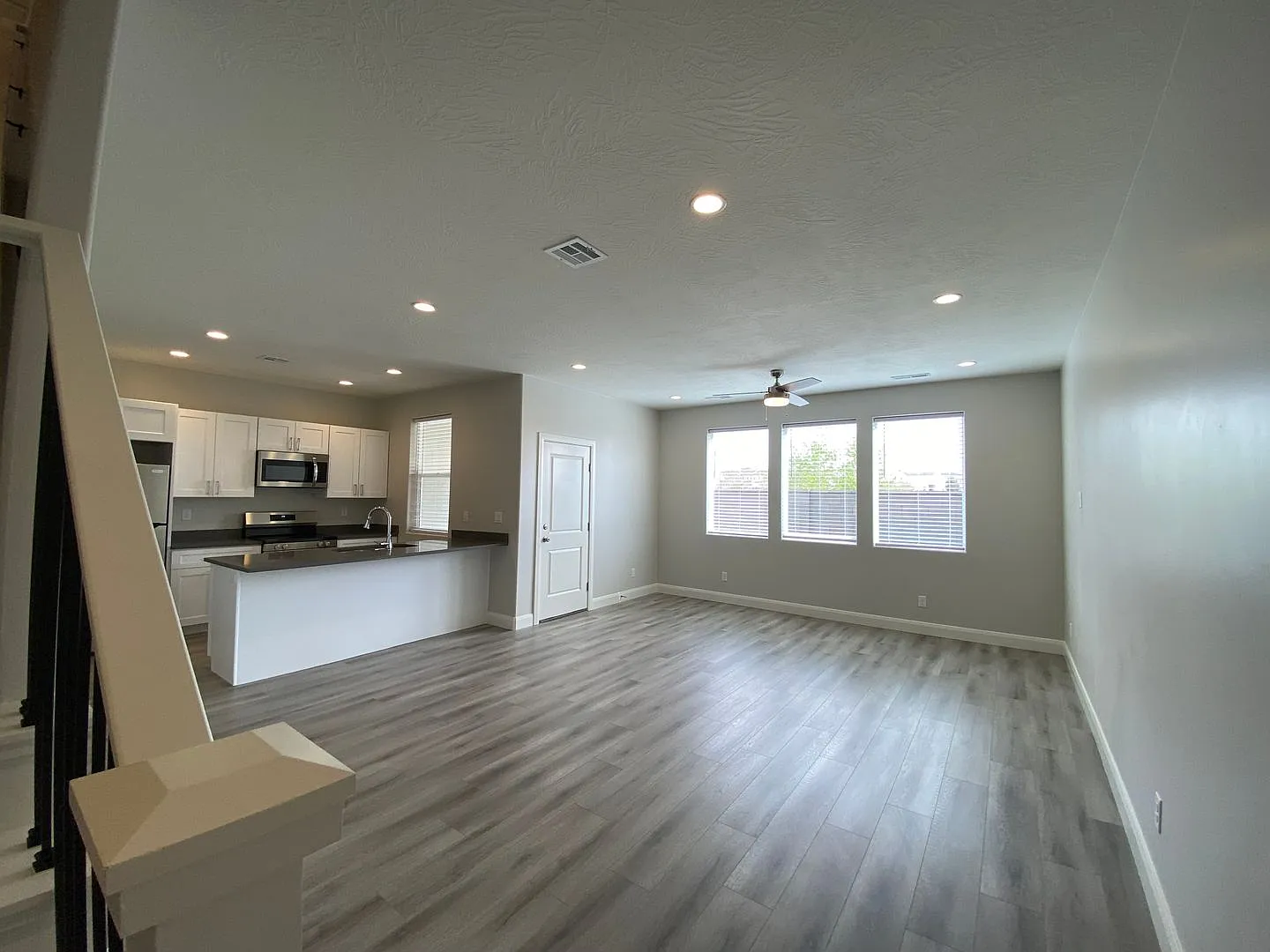 3 Bedroom Sand Hollow Townhome For Rent! — Photo 3