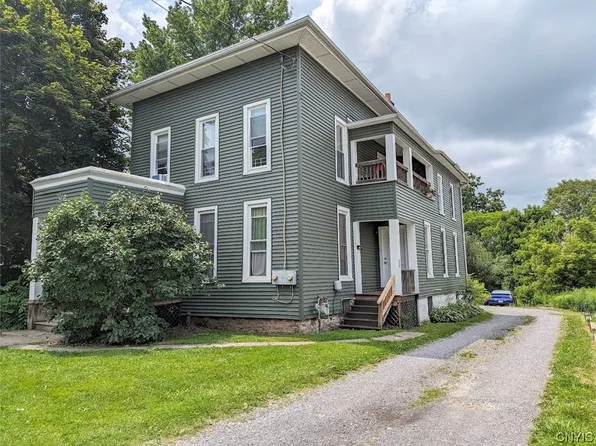 321 S Peterboro St, Canastota, NY 13032