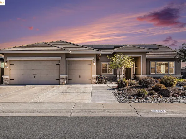 753 Whitaker Way, Galt, CA 95632