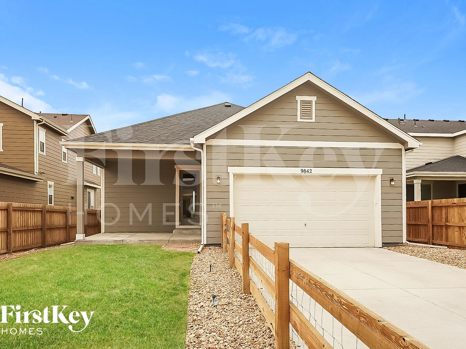 3 bed, 2.0 bath, 1574 sqft, $2,910 — Photo 1