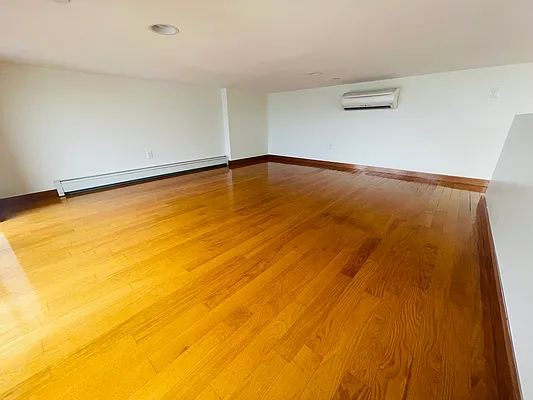 Rented by Remax Edge | media 13