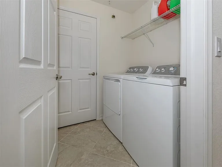 17637 Gawthrop Dr #104 — Photo 29