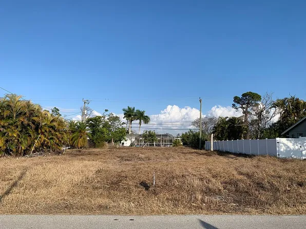 461 Skylark Ln NW, Port Charlotte, FL 33952