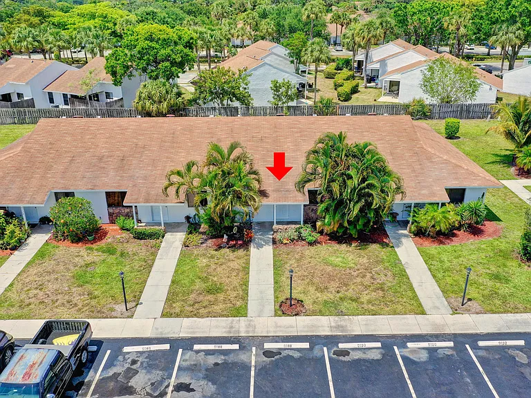 9186 Roan Ln — Photo 23