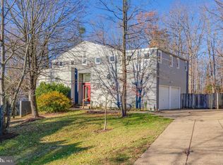 12419 Washington Brice Rd, Fairfax, VA 22033