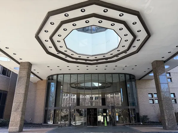 330 E 38th St APT 12Q, New York, NY 10016