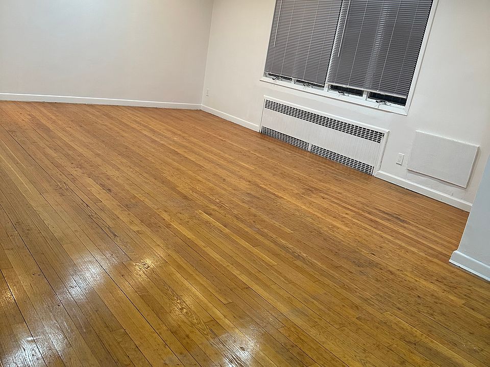 1st image of 13611 60th Ave Floor 2