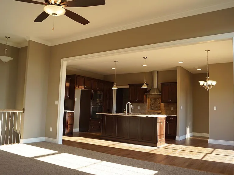 1923 Lasso Cir — Photo 5
