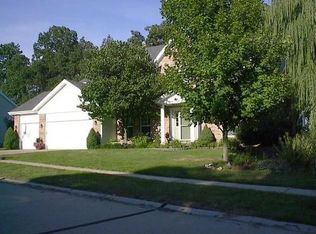 2294 Crimson View Dr, Ballwin, MO
