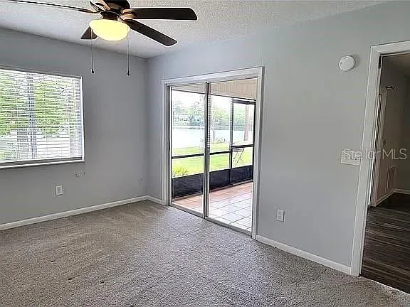 48 Kings Colony Ct #48 — Photo 8