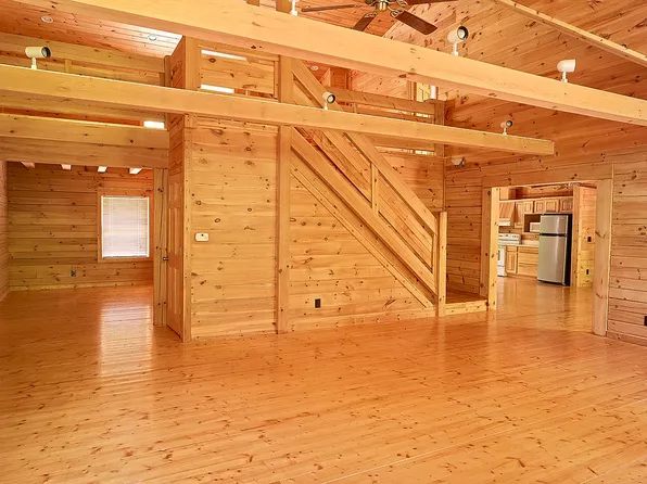 455 Green Hls, Mill Spring, NC 28756