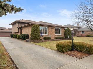 15637 Lockwood Ave, Oak Forest, IL