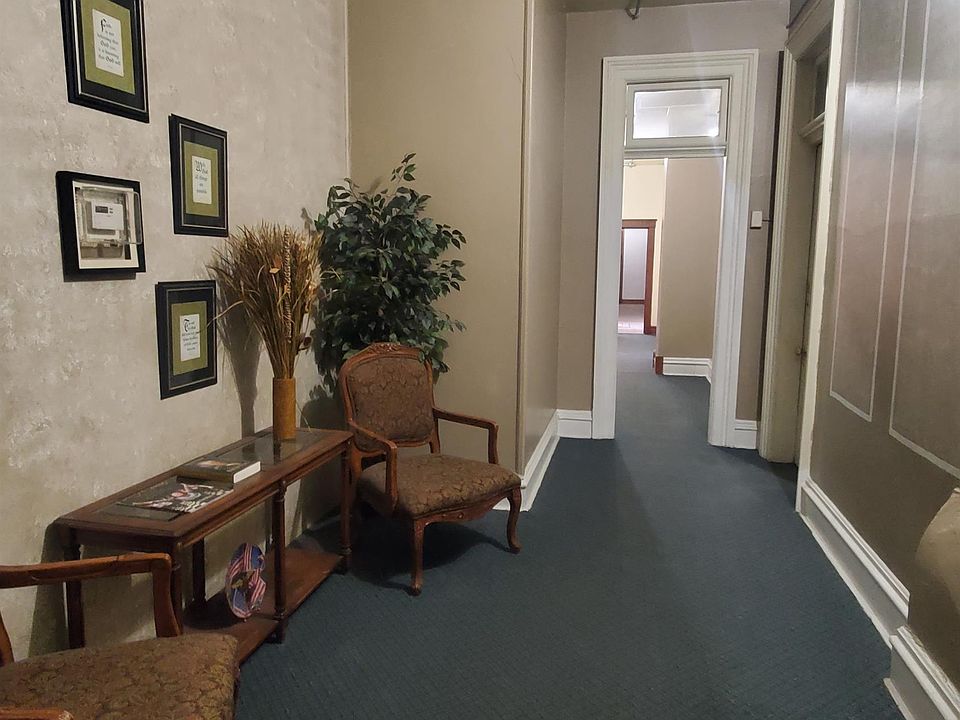 2nd image of 1501 1st Ave #209