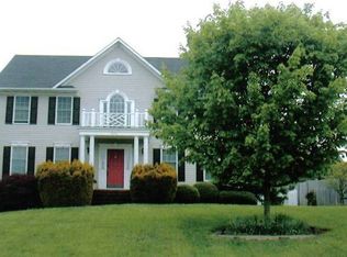 4118 Sioux Dr, Johnson City, TN 37604