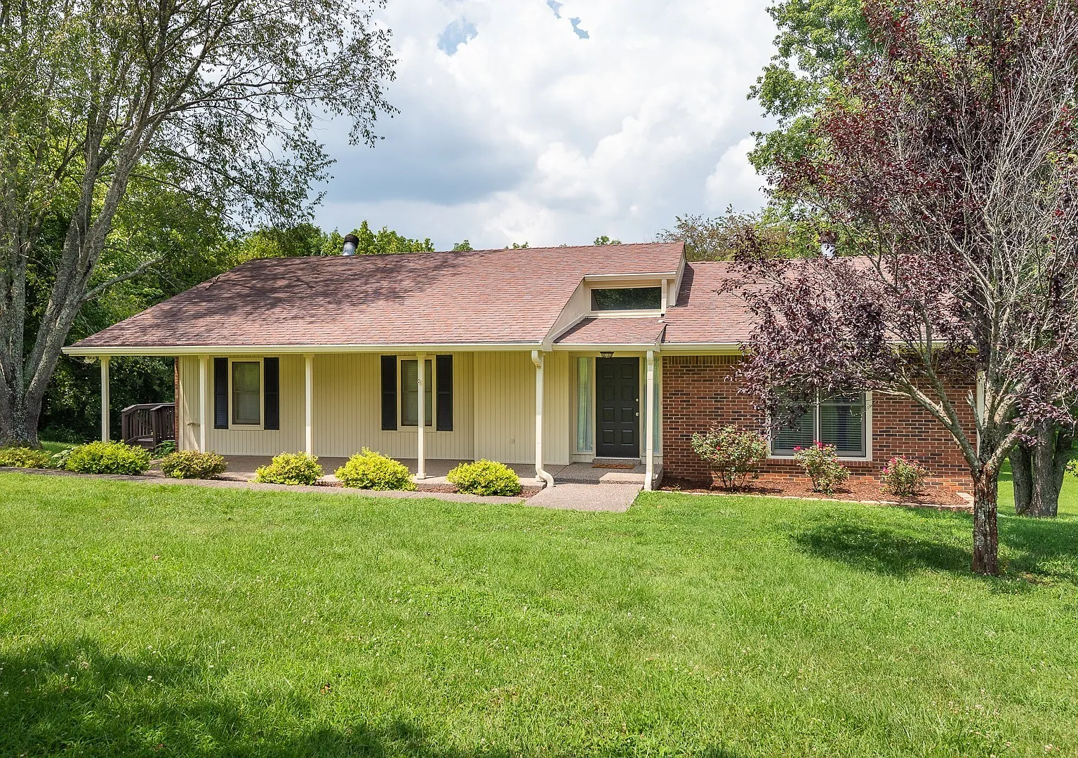 3 bed, 2354 sqft, $3,000 — Photo 3