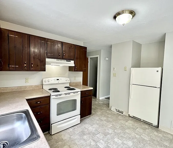 452 Tanglewood Ln — Photo 60