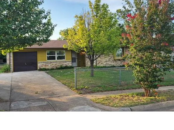 4261 Robertson Dr, Dallas, TX 75241