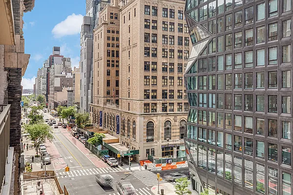 Sold by Keller Williams NYC | media 16