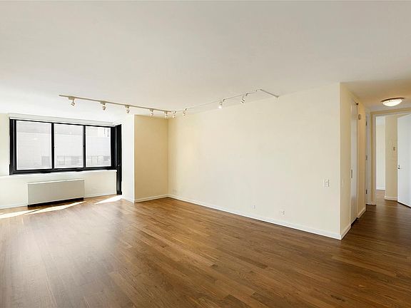 4th image of 515 E 72nd St APT 17F