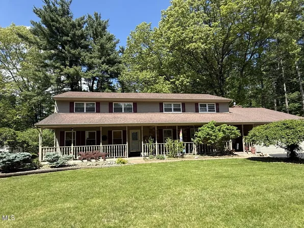 4 Pine Knoll Drive, Saratoga, NY 12866