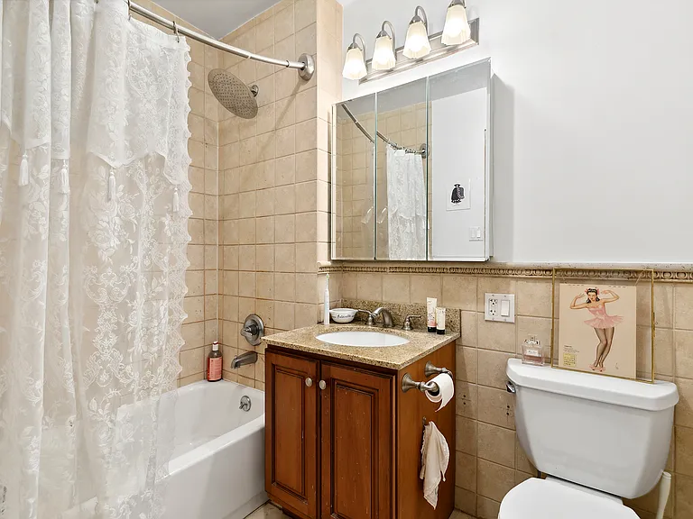 65 W 70th St #6N — Photo 6