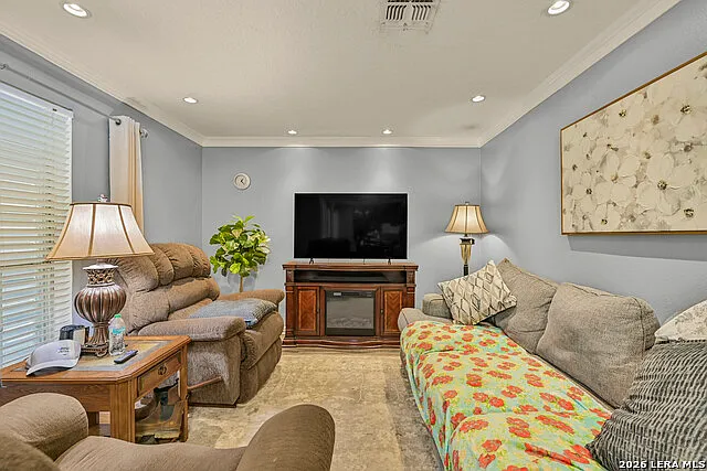 2 bed, 2.0 bath, 1100 sqft, $1,950 — Photo 4